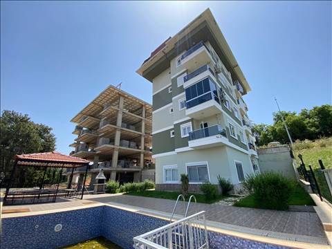 Oba Çimen Apartmanı Satılık Daire